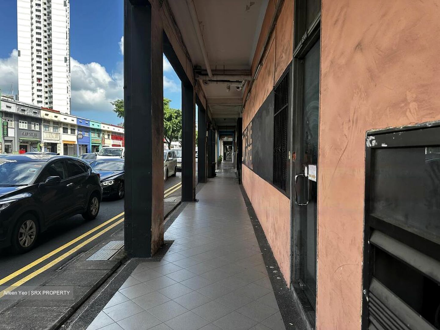 Lavender Street (D12), Retail #588077351